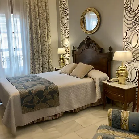 Europa Boutique Hotel *